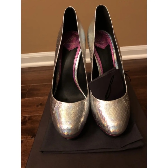 B Brian Atwood Fontanne Platform Pump - Picture 3 of 5